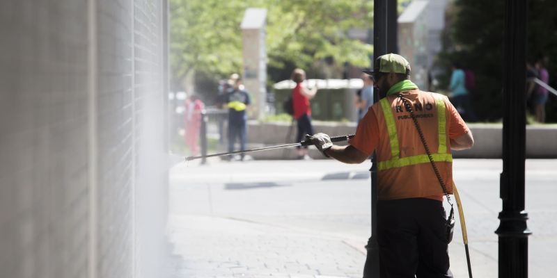 Reno citizens clean up after riots in downtown Reno. Image: Trevor Bexon