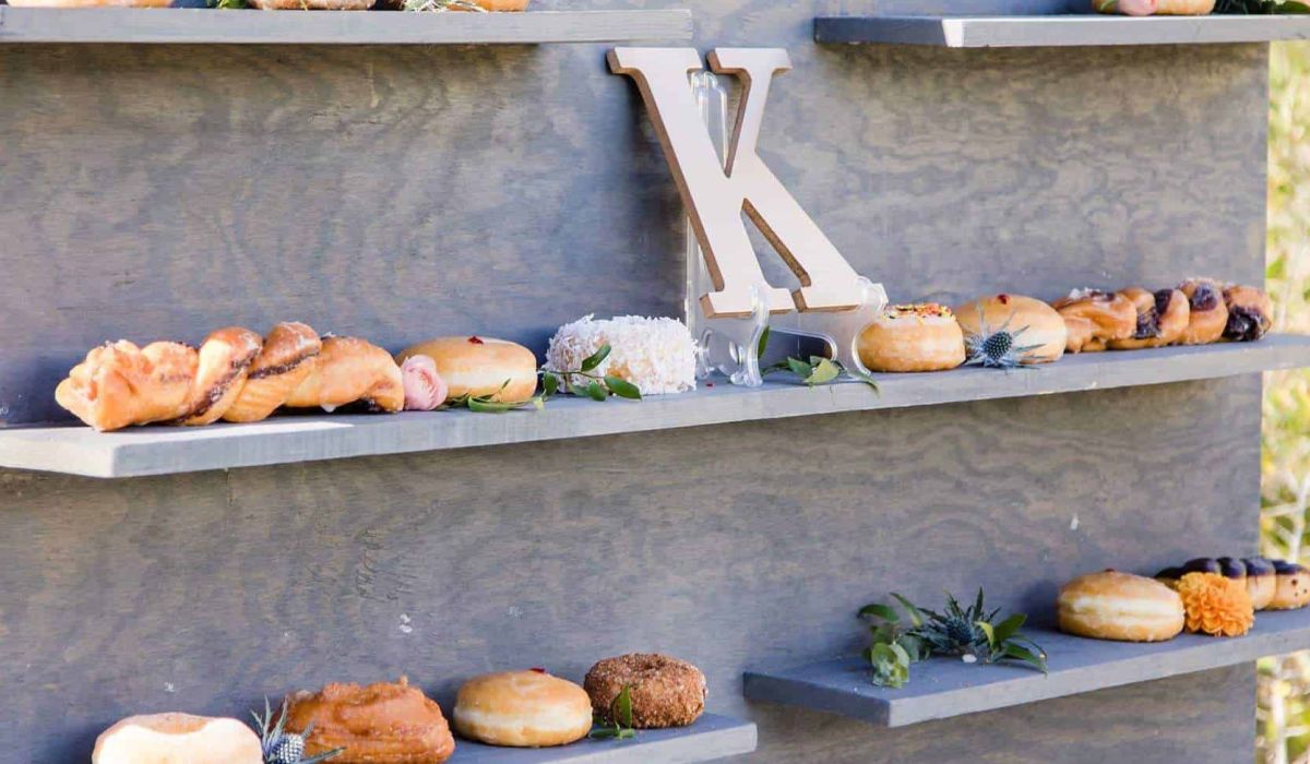 Doughnuts with flowers on shelves