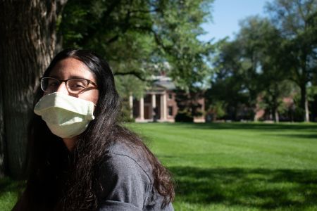 Este otoño, todos los estudiantes de UNR deberán usar una máscara mientras estén en el campus. Imagen: Bianca Wright